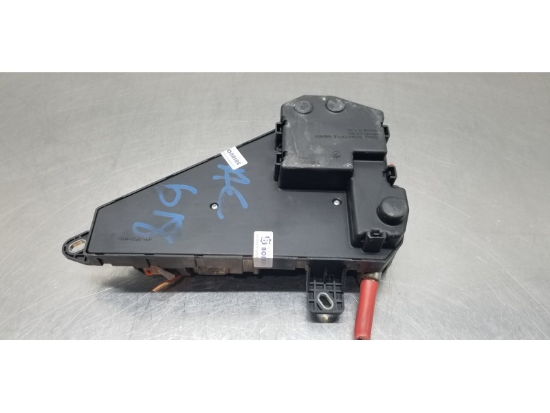 Recambio de caja reles / fusibles para bmw serie 6 cabrio (e64) 645ci referencia OEM IAM 6956505 61146906588 518889019