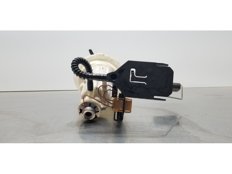 Recambio de aforador para bmw serie 6 cabrio (e64) 645ci referencia OEM IAM 16117373470 16146765825 6765843