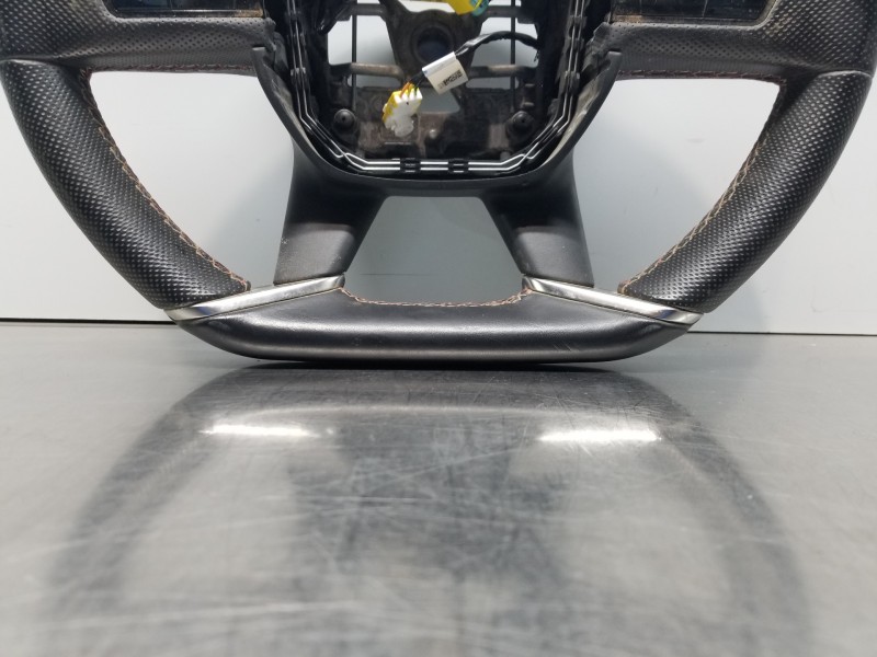 Recambio de volante para citroen ds 7 crossback bluehdi referencia OEM IAM 98186253ZD  