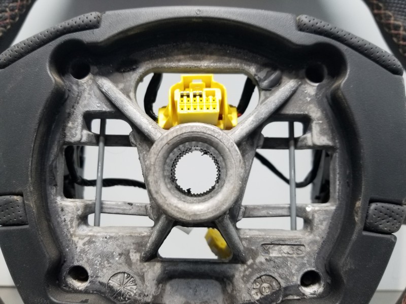 Recambio de volante para citroen ds 7 crossback bluehdi referencia OEM IAM 98186253ZD  