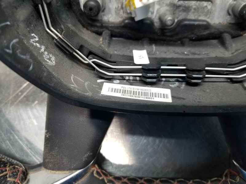 Recambio de volante para citroen ds 7 crossback bluehdi referencia OEM IAM 98186253ZD  