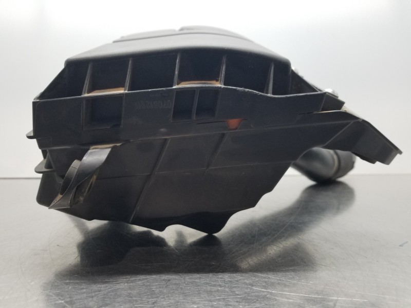 Recambio de filtro aire para citroen ds 7 crossback bluehdi referencia OEM IAM 9828002080  