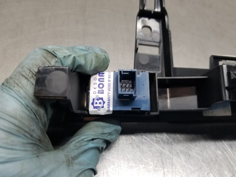 Recambio de mando elevalunas delantero derecho para citroen ds 7 crossback bluehdi referencia OEM IAM 9821893677  