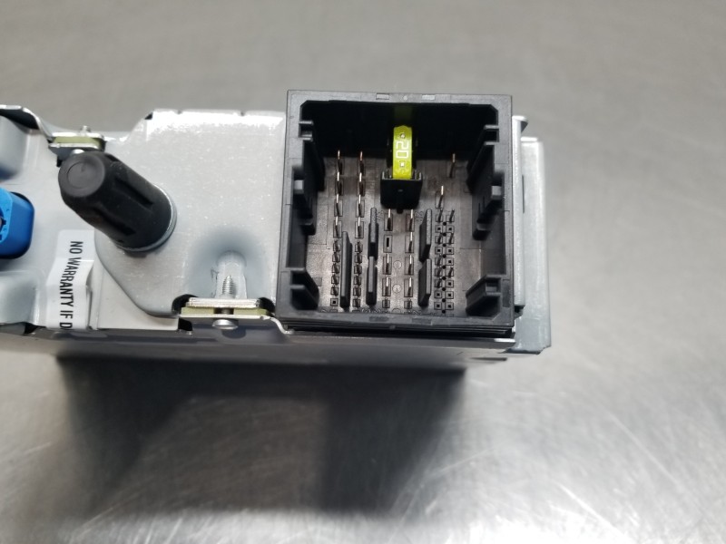 Recambio de sistema audio / radio cd para citroen ds 7 crossback bluehdi referencia OEM IAM 9835408980  