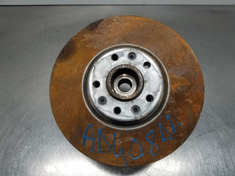 Recambio de mangueta delantera derecha para citroen ds 7 crossback bluehdi referencia OEM IAM 1647857280  