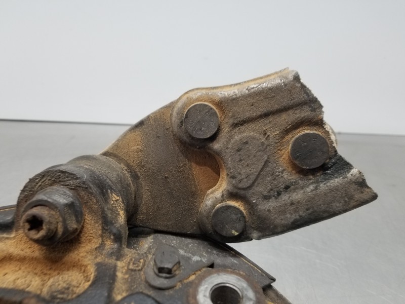 Recambio de mangueta delantera derecha para citroen ds 7 crossback bluehdi referencia OEM IAM 1647857280  