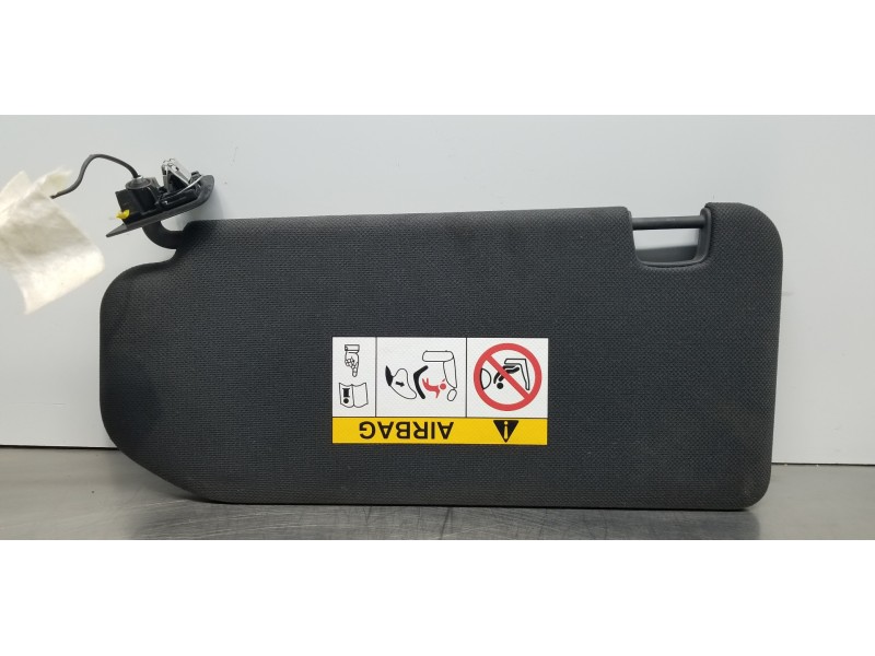 Recambio de parasol derecho para citroen ds 7 crossback bluehdi referencia OEM IAM 98218583ZD  