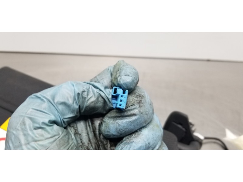 Recambio de parasol derecho para citroen ds 7 crossback bluehdi referencia OEM IAM 98218583ZD  