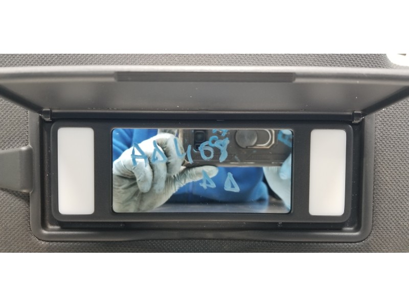 Recambio de parasol derecho para citroen ds 7 crossback bluehdi referencia OEM IAM 98218583ZD  