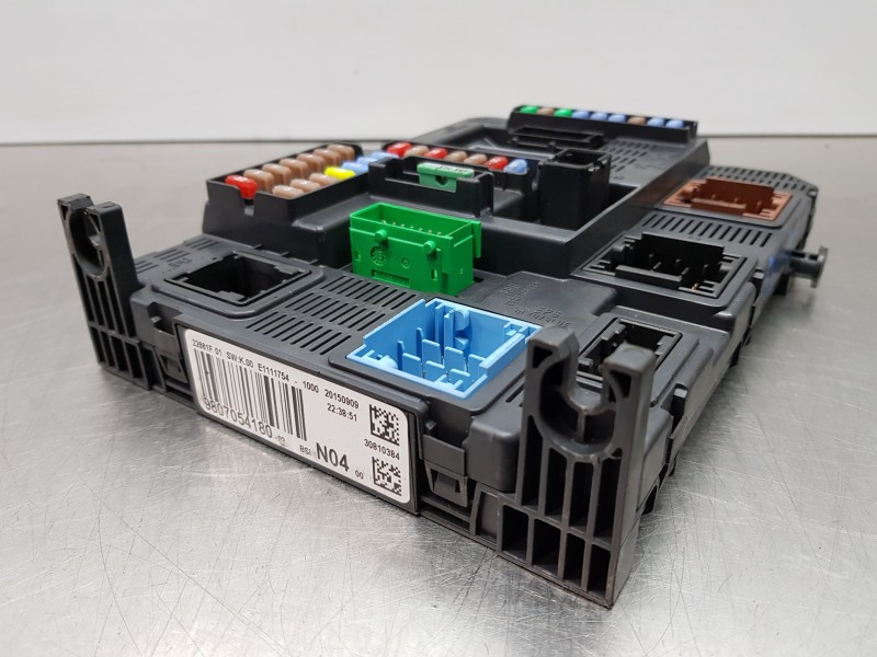Recambio de caja reles / fusibles para peugeot 308 thp referencia OEM IAM 9807054180 BSIN04  Recambio de caja reles / fusibles para peugeot 308 thp referencia OEM IAM 9807054180 BSIN04