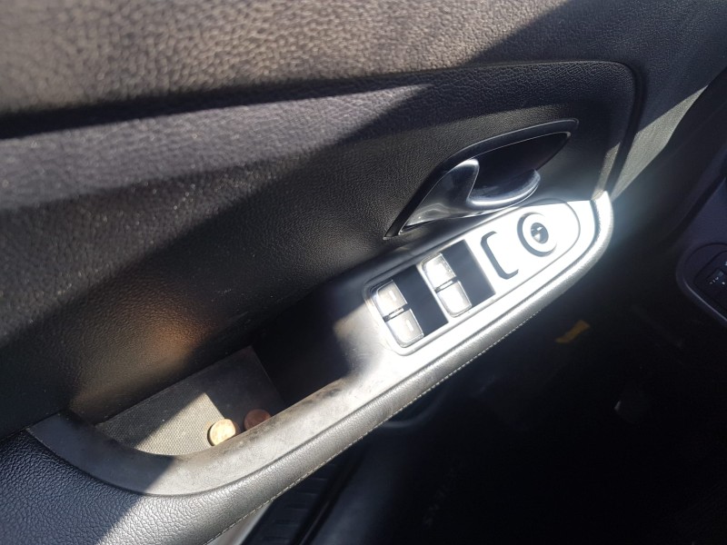 kia carens ( ) del año 2016