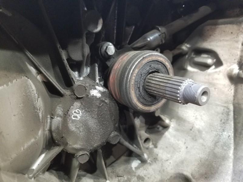 Recambio de caja cambios para nissan qashqai (j11) vision referencia OEM IAM 320104EA0C TL4137 