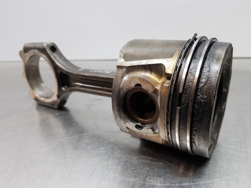 Recambio de biela para kia carens ( ) concept referencia OEM IAM 235102A300 234A02A930  Recambio de biela para kia carens ( ) concept referencia OEM IAM 235102A300 234A02A930