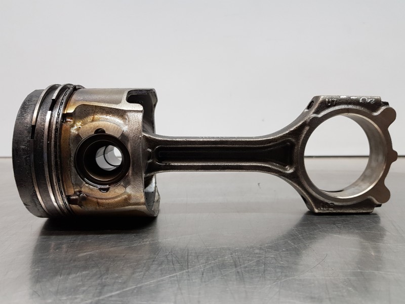 Recambio de biela para kia carens ( ) concept referencia OEM IAM 235102A300 234A02A930  Recambio de biela para kia carens ( ) concept referencia OEM IAM 235102A300 234A02A930