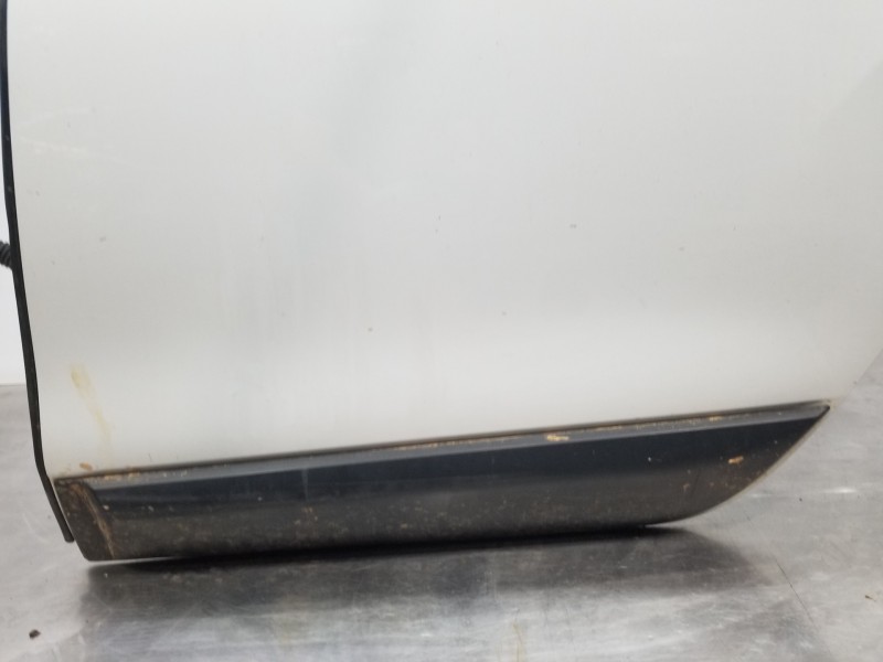 Recambio de puerta trasera izquierda para dacia lodgy comfort referencia OEM IAM 821017323R   Recambio de puerta trasera izquierda para dacia lodgy comfort referencia OEM IAM 821017323R