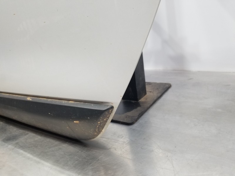 Recambio de puerta trasera izquierda para dacia lodgy comfort referencia OEM IAM 821017323R   Recambio de puerta trasera izquierda para dacia lodgy comfort referencia OEM IAM 821017323R