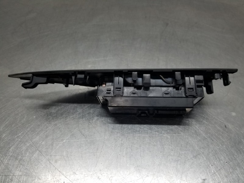 Recambio de mando elevalunas delantero izquierdo para nissan qashqai (j11) vision referencia OEM IAM 254014EA1A  