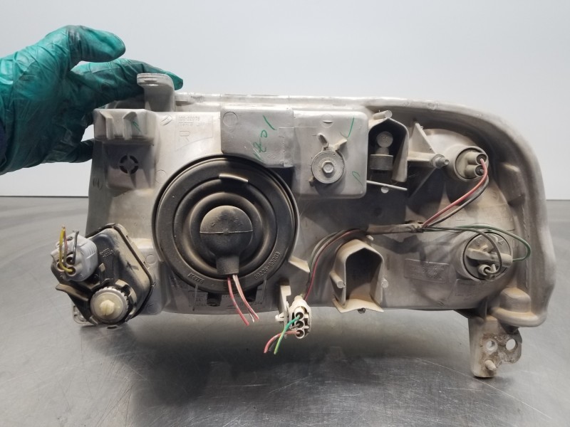 Recambio de faro derecho para suzuki grand vitara 5 puertas sq (ft) ft referencia OEM IAM 3512065D21  