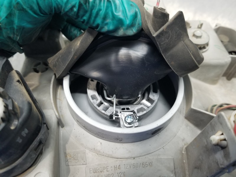 Recambio de faro derecho para suzuki grand vitara 5 puertas sq (ft) ft referencia OEM IAM 3512065D21  