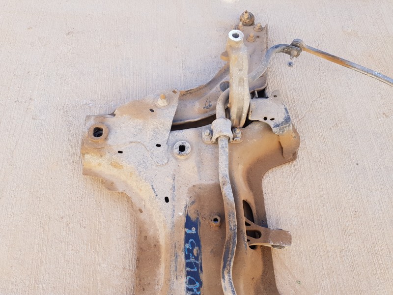 Recambio de puente delantero para peugeot 308 thp referencia OEM IAM 9677071880 9802704280  Recambio de puente delantero para peugeot 308 thp referencia OEM IAM 9677071880 9802704280