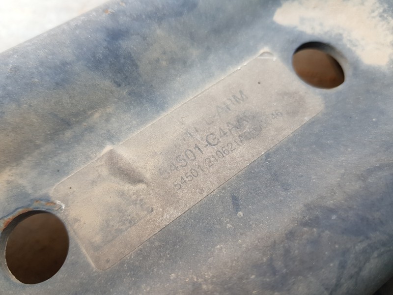 Recambio de puente delantero para kia ceed sportswagon tech referencia OEM IAM 62400J7AA0  