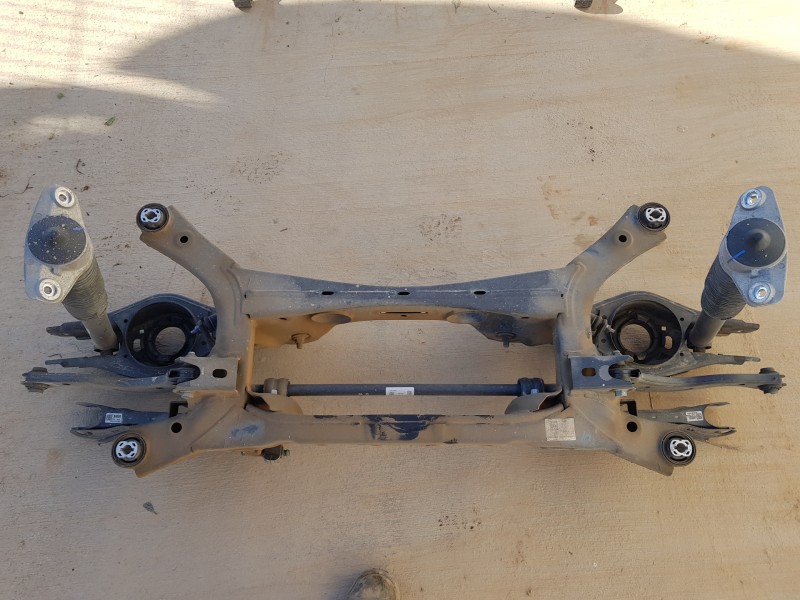 Recambio de puente trasero para hyundai tucson klass referencia OEM IAM 55405N9050 55510N9000 