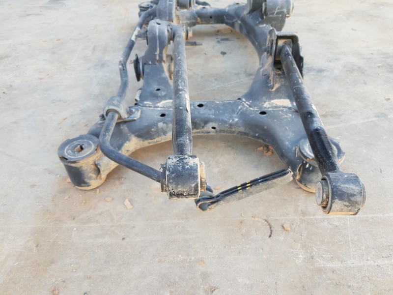 Recambio de puente trasero para jeep compass ii longitude 4x4 referencia OEM IAM 68339798AA 68309200AA 68309199AA