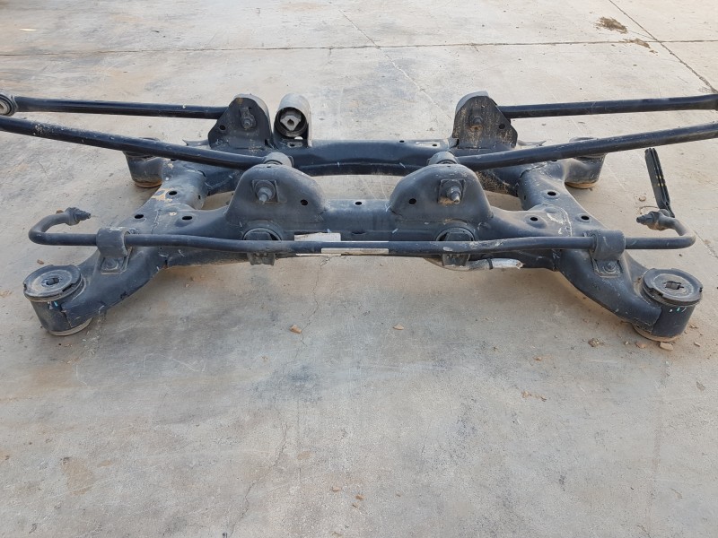 Recambio de puente trasero para jeep compass ii longitude 4x4 referencia OEM IAM 68339798AA 68309200AA 68309199AA