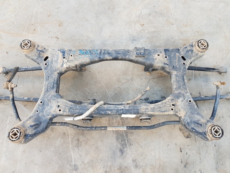 Recambio de puente trasero para jeep compass ii longitude 4x4 referencia OEM IAM 68339798AA 68309200AA 68309199AA