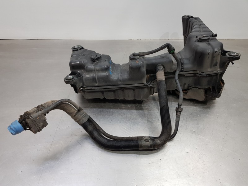 Recambio de deposito aditivo adblue fap ( deposito grande ) para dacia lodgy comfort referencia OEM IAM 172A24881R   Recambio de deposito aditivo adblue fap ( deposito grande ) para dacia lodgy comfort referencia OEM IAM 172A24881R