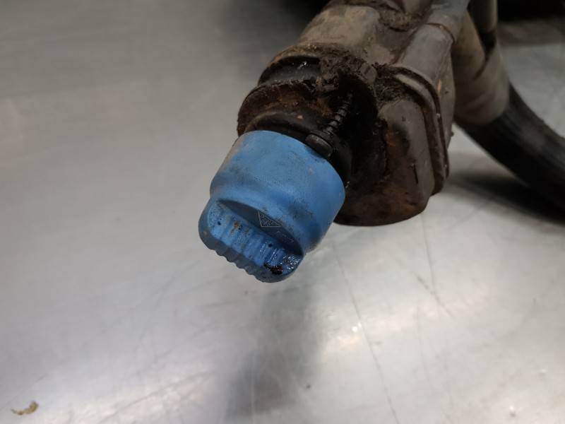 Recambio de deposito aditivo adblue fap ( deposito grande ) para dacia lodgy comfort referencia OEM IAM 172A24881R   Recambio de deposito aditivo adblue fap ( deposito grande ) para dacia lodgy comfort referencia OEM IAM 172A24881R