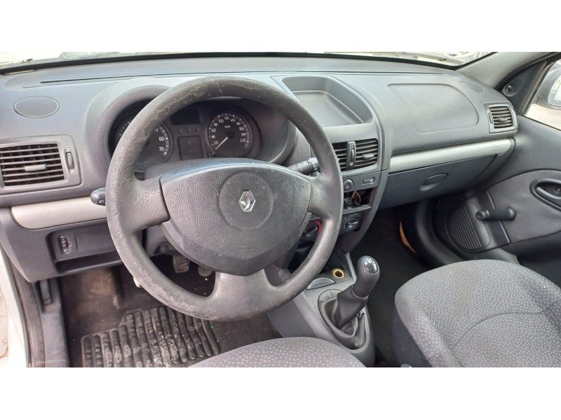 renault clio ii fase ii (b/cb0) del año 2007