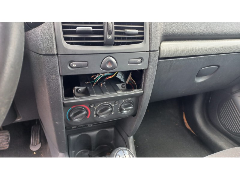 renault clio ii fase ii (b/cb0) del año 2007