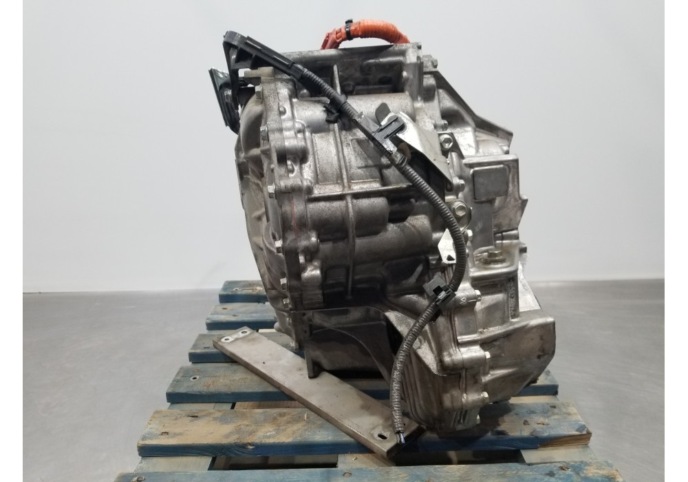 Recambio de caja cambios para toyota corolla touring sports (e21) hybrid referencia OEM IAM 3090002050  