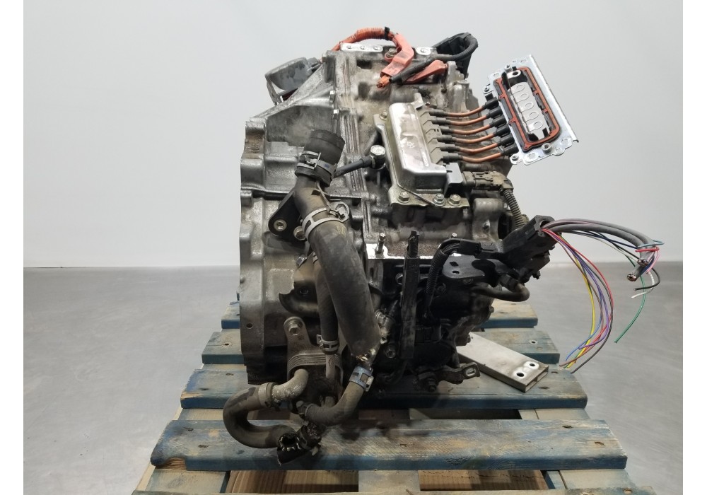 Recambio de caja cambios para toyota corolla touring sports (e21) hybrid referencia OEM IAM 3090002050  