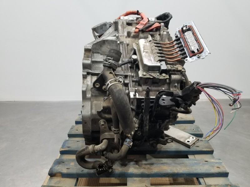 Recambio de caja cambios para toyota corolla touring sports (e21) hybrid referencia OEM IAM 3090002050  