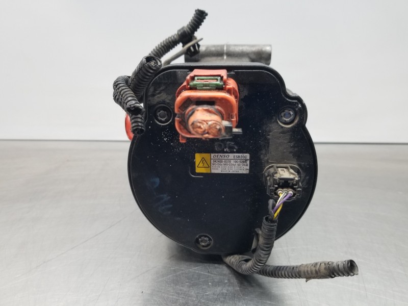 Recambio de compresor aire acondicionado para toyota corolla touring sports (e21) hybrid referencia OEM IAM 8837012080 042400037