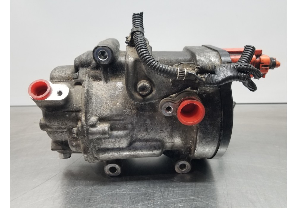 Recambio de compresor aire acondicionado para toyota corolla touring sports (e21) hybrid referencia OEM IAM 8837012080 042400037