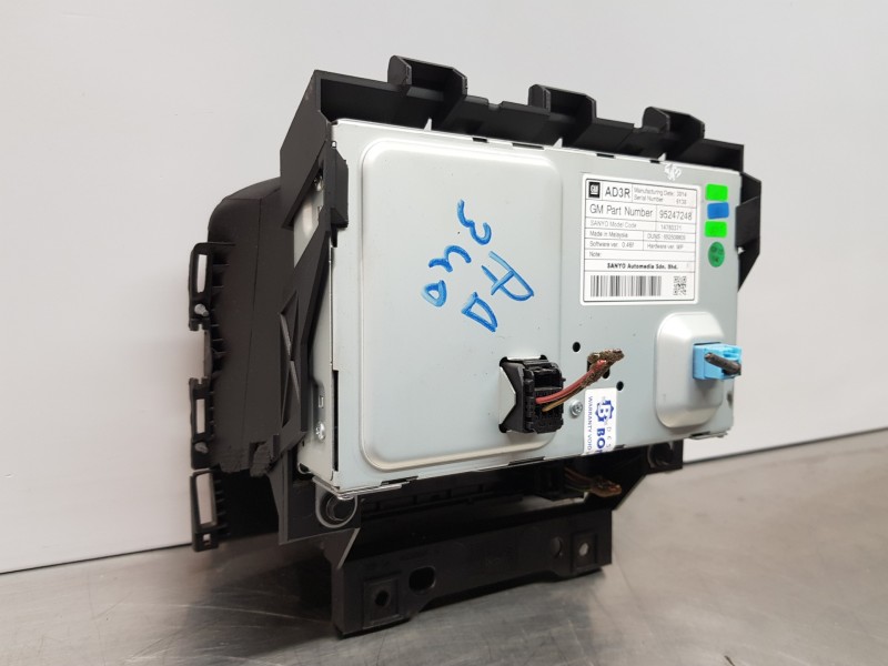 Recambio de pantalla multifuncion para opel astra j sports tourer selective referencia OEM IAM 95247248  