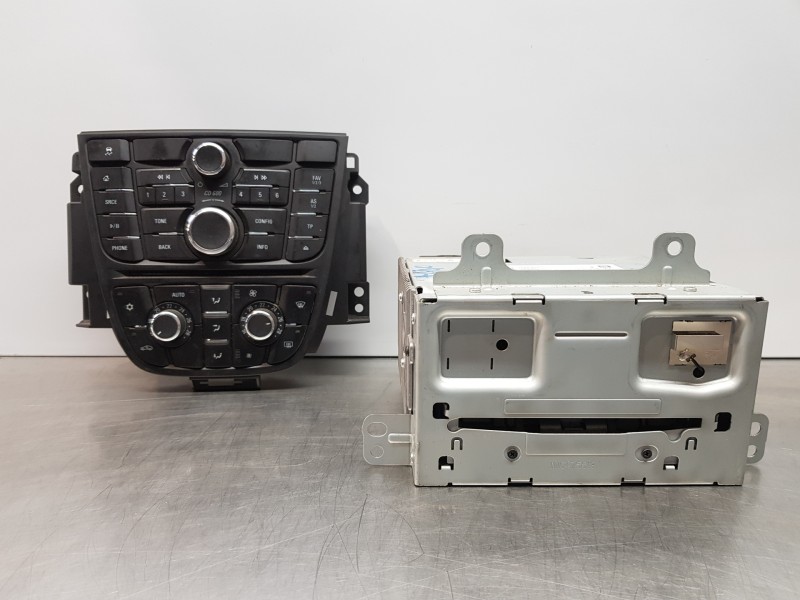 Recambio de sistema audio / radio cd para opel astra j sports tourer selective referencia OEM IAM 23495140 13397126 13435148
