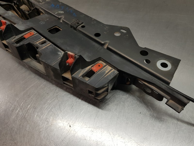 Recambio de travesaño inferior para opel astra j sports tourer selective referencia OEM IAM 13456178 13312474 