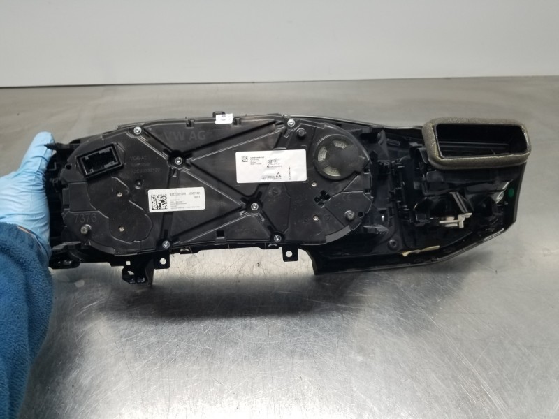 Recambio de cuadro instrumentos para volkswagen polo beats referencia OEM IAM 2G0920740C  