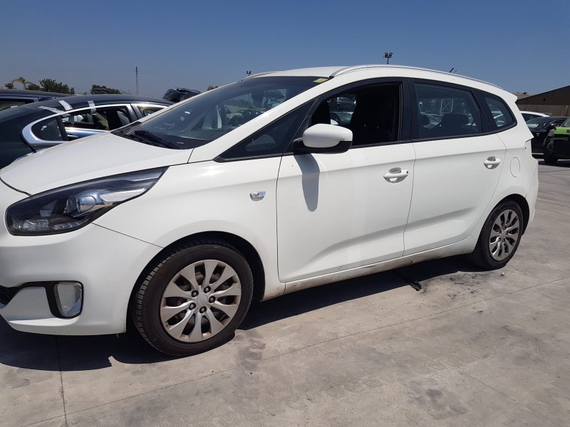 kia carens ( ) del año 2016