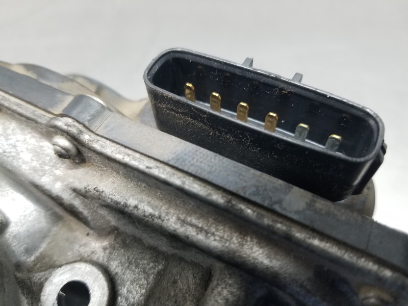 Recambio de caja mariposa para toyota corolla touring sports (e21) hybrid referencia OEM IAM 220300T110  