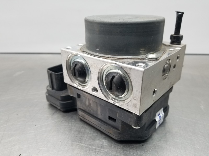 Recambio de abs para toyota corolla touring sports (e21) hybrid referencia OEM IAM 8954112E30 11304041340 