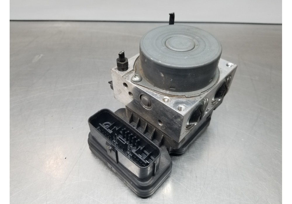 Recambio de abs para toyota corolla touring sports (e21) hybrid referencia OEM IAM 8954112E30 11304041340 