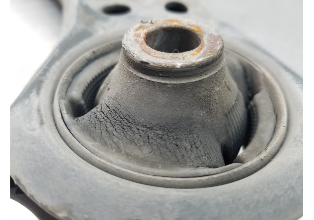 Recambio de brazo suspension inferior delantero derecho para toyota corolla touring sports (e21) hybrid referencia OEM IAM 48068