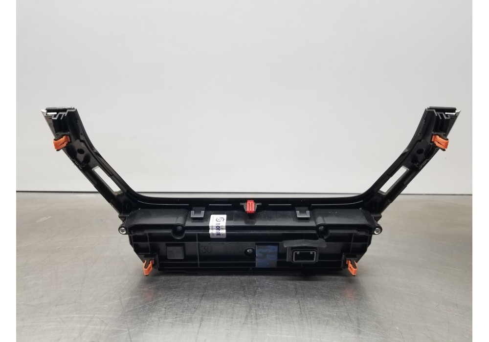 Recambio de mando climatizador para toyota corolla touring sports (e21) hybrid referencia OEM IAM 5590002F30  