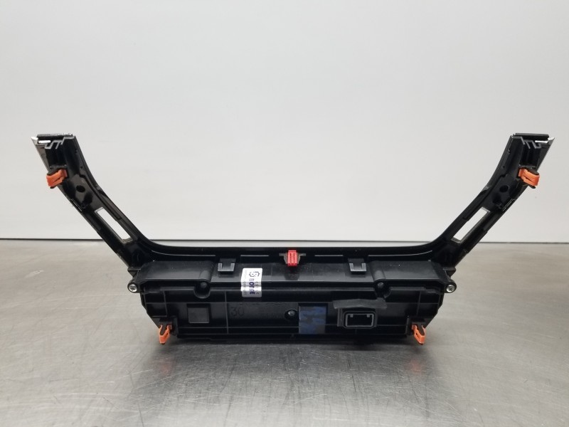 Recambio de mando climatizador para toyota corolla touring sports (e21) hybrid referencia OEM IAM 5590002F30  