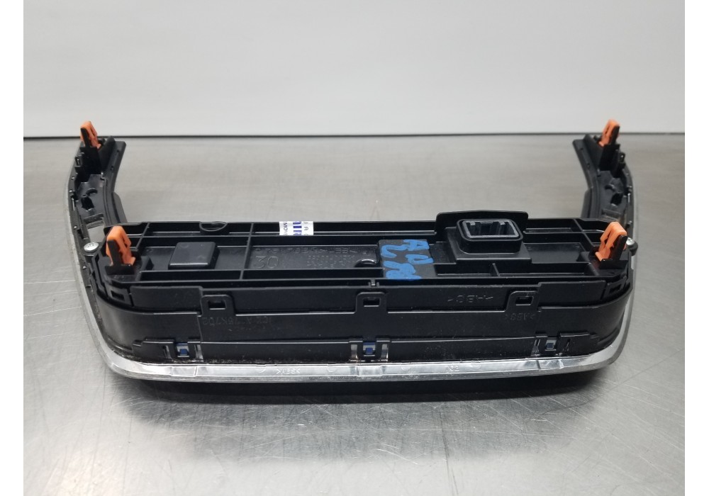 Recambio de mando climatizador para toyota corolla touring sports (e21) hybrid referencia OEM IAM 5590002F30  